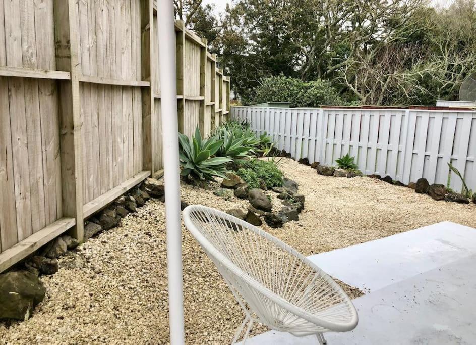 Own Sunny Quiet Haven, Own 1 Bedroom House & Garden With Car Park, To Airport, Cbd & Sylvia Park Mall Auckland
